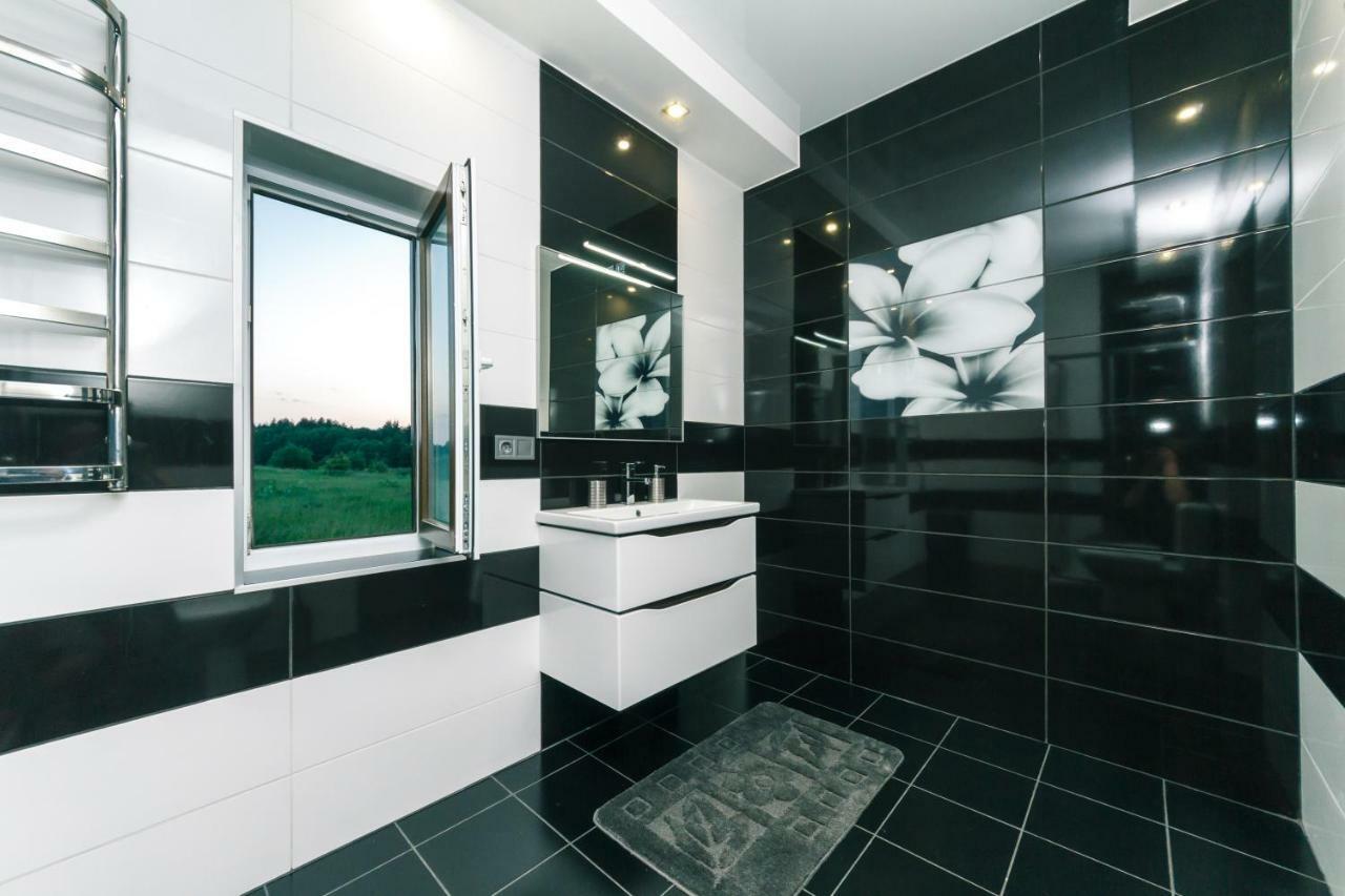 Guesthouse On The Lake With Bathhouse 70 Km From Kiev Makariv Extérieur photo